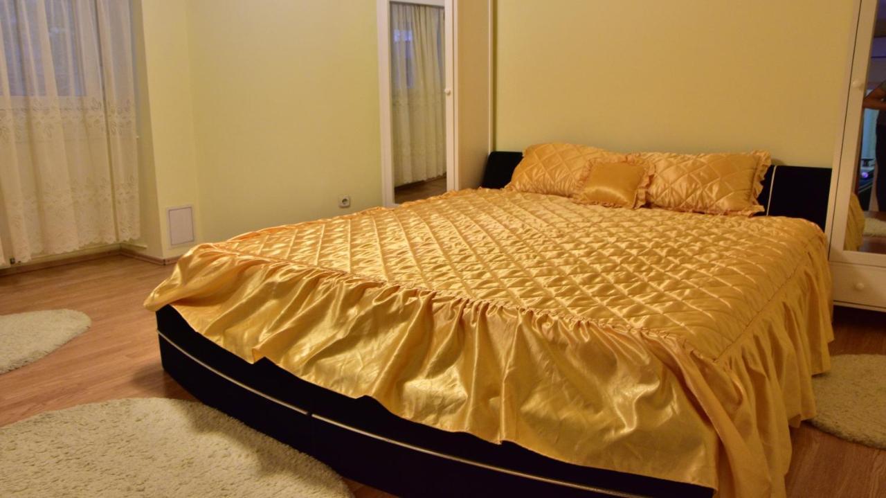 Ultracentral Apartment Near Moscovitz Palace オラデア エクステリア 写真